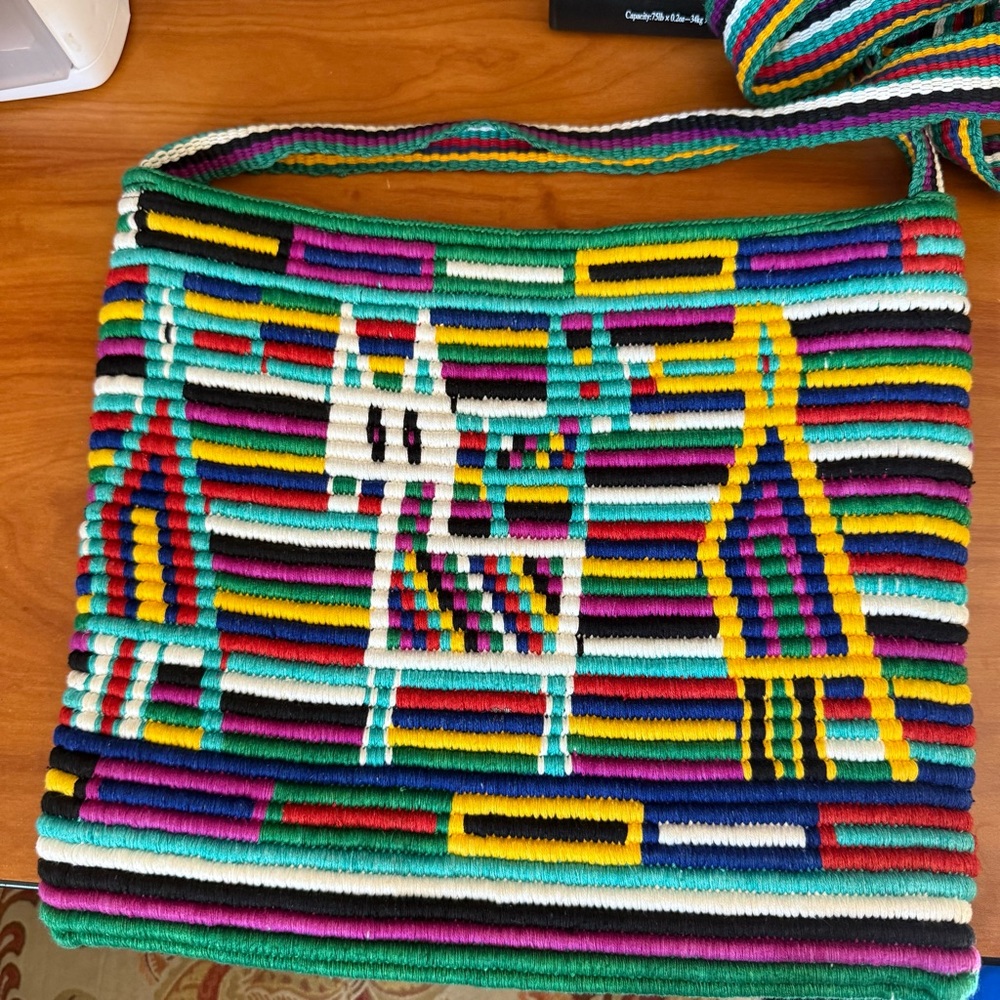 South American Woven Rope String Crossbody Purse Bag Colorful Aztec Abstract Art